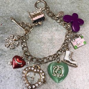 NWOT Skating winter theme bracelet